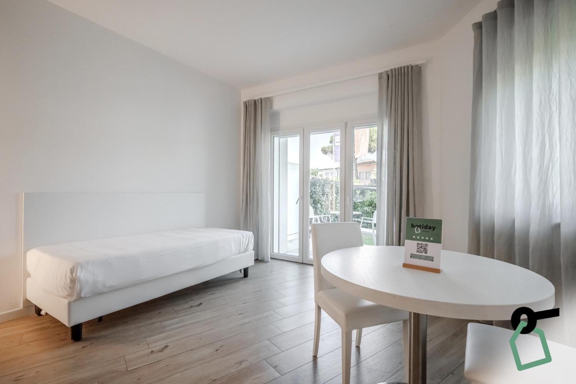 Hotiday Room Collection - Tirrenia Buitenkant foto
